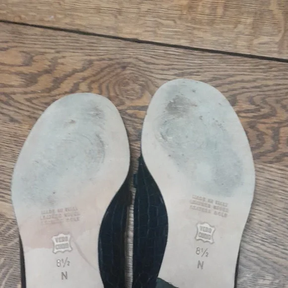 8.5 TALBOTS LEATHER TASSEL LOAFERS - Picture 9 of 10